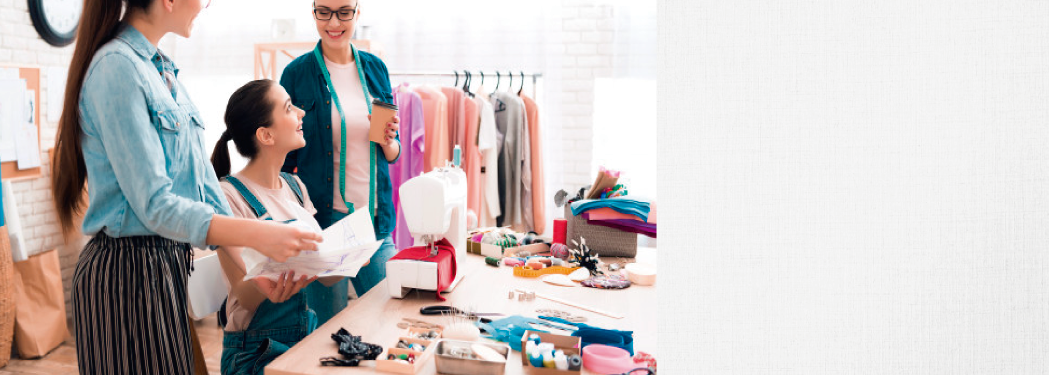 Diseño y Confección de uniformes para empresas, institutos, colegios, escuelas